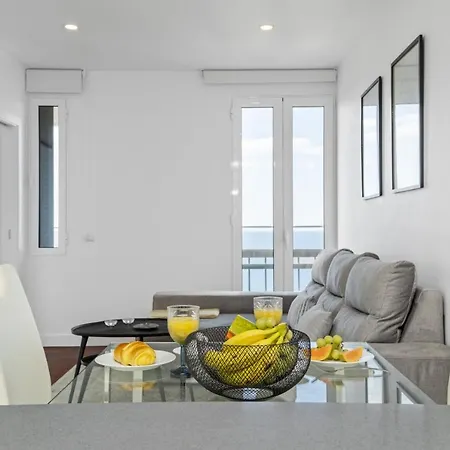 Lido Sunrise By Homie Funchal (Madeira)